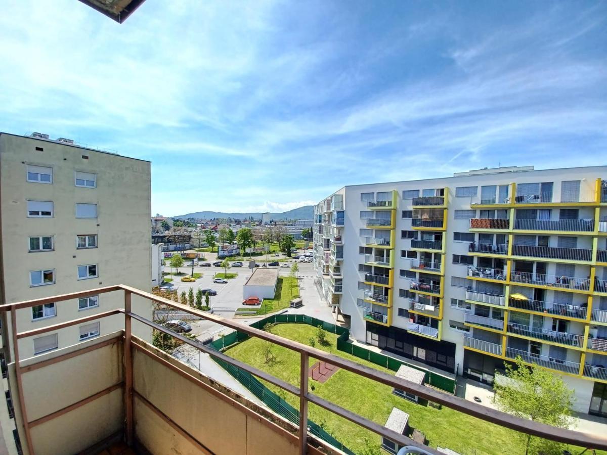 Brightcenterapartment Graz Esterno foto